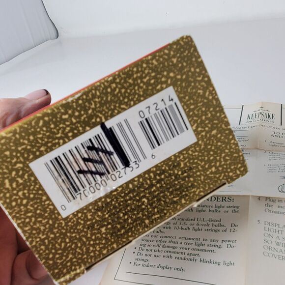 Hallmark Keepsake Ornament Magic Blinking Lights Collector's Series Peanuts 1992 - Picture 7 of 8